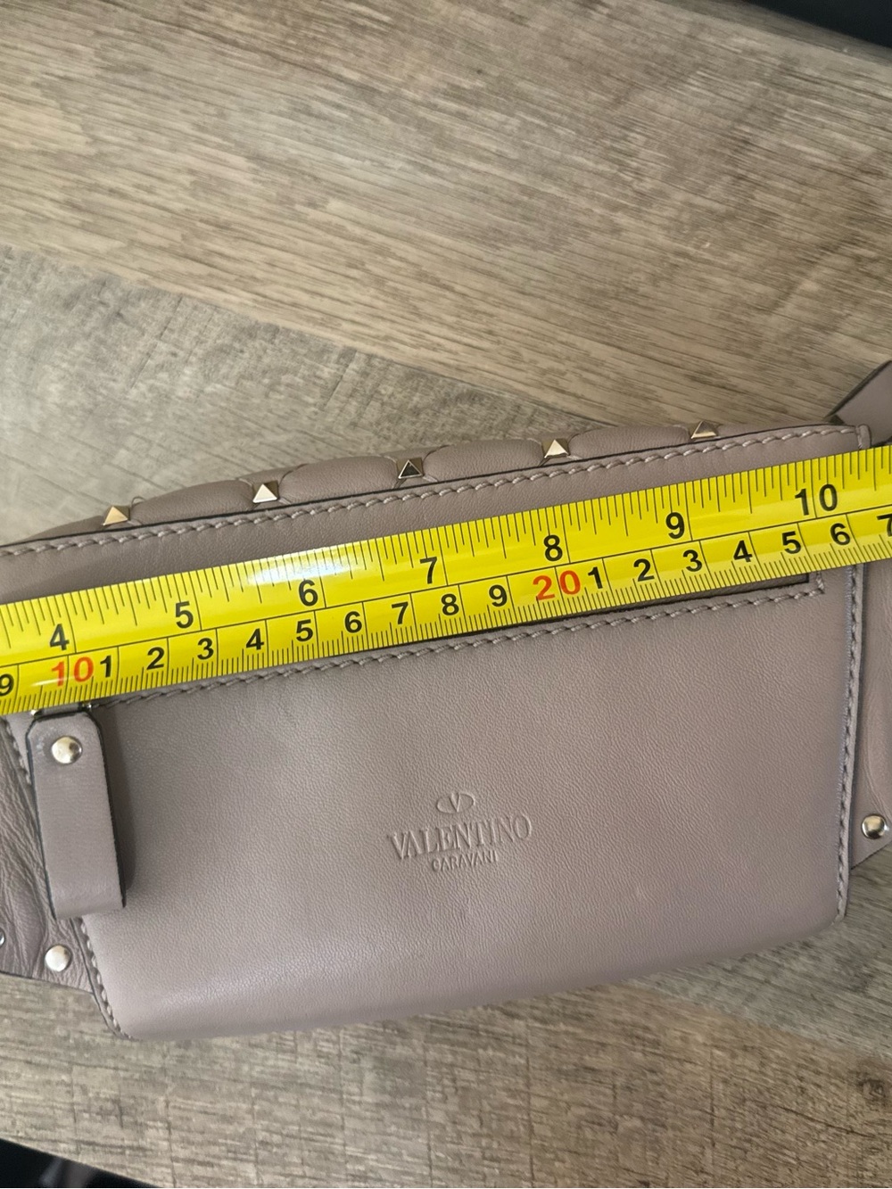 Valentino Garavani Rockstud Spike Leather Belt Bag / Crossbody Dusty Pink Nude - Picture 12 of 14